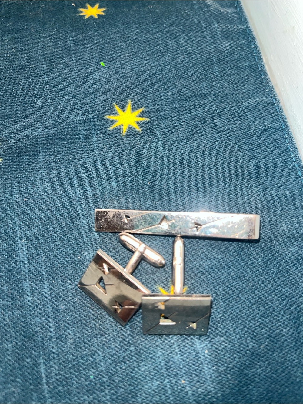 Swank vintage Silver Star Cut Tie Bar and Cufflink Set for Men formal